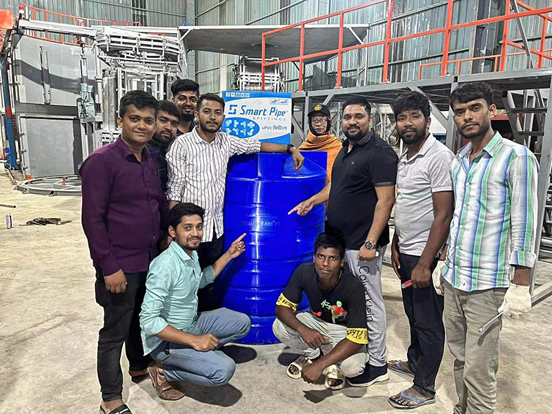 孟加拉工廠合影留念 孟加拉工廠合影留念